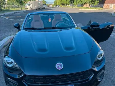 Usata Fiat 124 Spider Lusso 140 CV (102 kW) 2017 Nero Cabrio