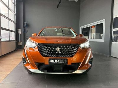 Usata Peugeot 2008 Allure 102 CV (75 kW) 2020 Arancione SUV