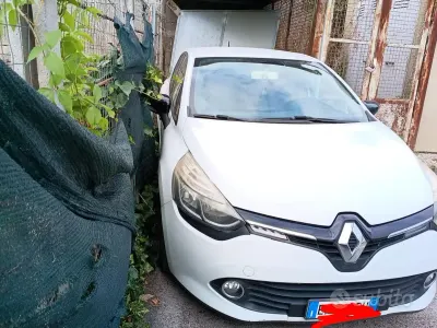 Usata Renault Clio IV 75 CV (55 kW) 2015 Bianco Utilitaria