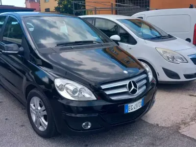 Usata Mercedes B180