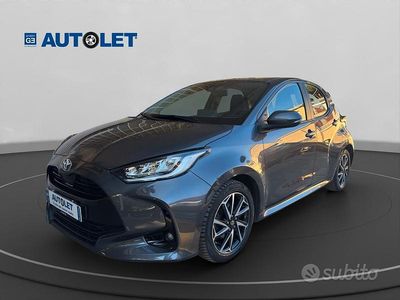 Begagnad Toyota Yaris Trend 72 HK (52 kW) 2022 Grå Halvkombi