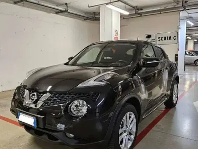 Używany Nissan Juke Visia 110 KM (80 kW) 2017 Czarny SUV