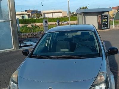 usata Renault Clio 3ª serie - 2010