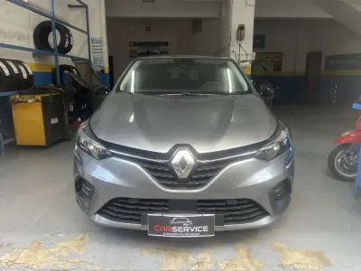 Usata Renault Clio V Techno 91 CV (66 kW) 2023 Grigio Berlina