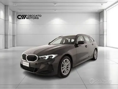 Usata BMW 318 Shadowline 150 CV (110 kW) 2024 Grigio Station wagon