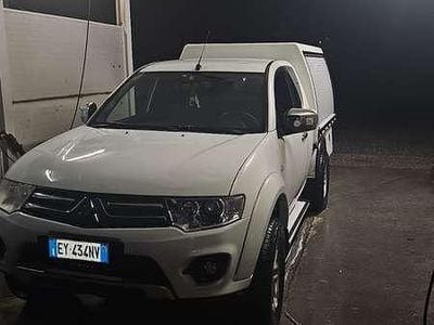 Usata Mitsubishi L200 Inform 185 CV (136 kW) 2015 Bianco Pick-up