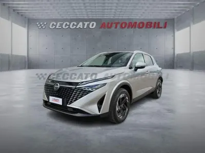 Usata Nissan Qashqai N-Connecta 140 CV (102 kW) 2024 Grigio SUV
