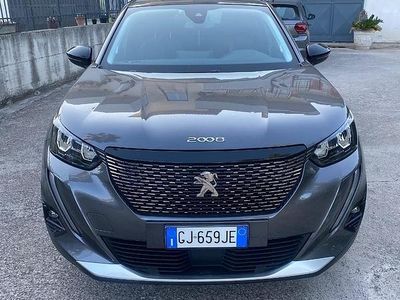 Usata Peugeot 2008 131 CV (96 kW) 2022 Grigio SUV