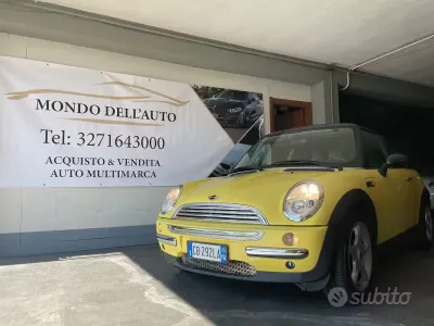 Usata Mini Cooper 116 CV (85 kW) 2002 Giallo Utilitaria