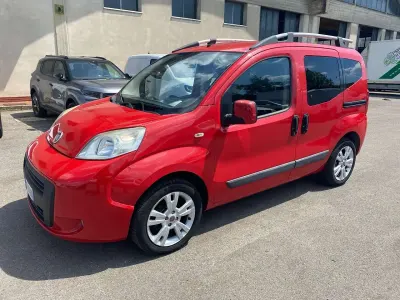 Usata Fiat Qubo Dynamic 75 CV (55 kW) 2009 Rosso faccia da schiaffi Monovolume