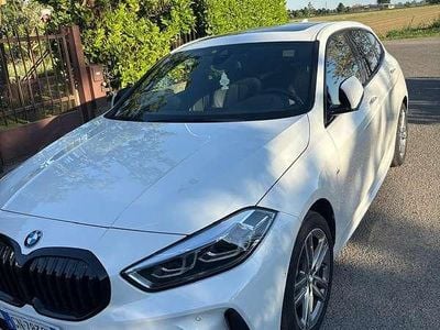 Usata BMW 116 M Sport 109 CV (80 kW) 2023 Bianco Utilitaria