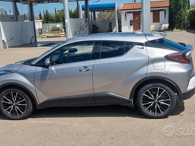 Usata Toyota C-HR Lounge 105 CV (77 kW) 2018 Grigio SUV