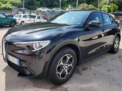 Usata Alfa Romeo Stelvio Business 190 CV (139 kW) 2022 Nero SUV