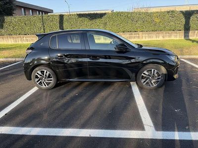 Usata Peugeot 208 101 CV (74 kW) 2022 Utilitaria