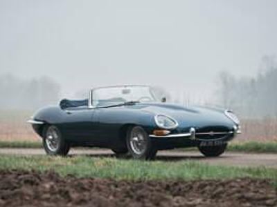 Usata Jaguar E-Type 269 CV (197 kW) 1961 Blu Cabrio