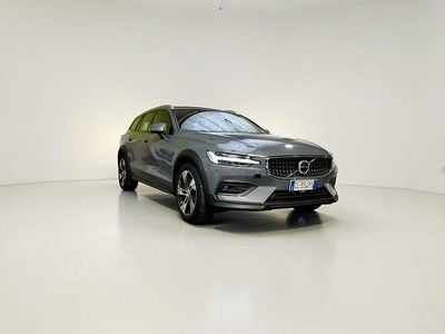Usata Volvo V60 Ultimate 197 CV (144 kW) 2022 Grigio Station wagon