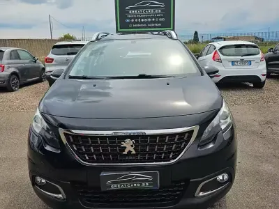 Usata Peugeot 2008 GT-line 100 CV (73 kW) 2017 Nero SUV