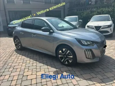 Nuova Peugeot 208 Allure Turbo 101 CV (74 kW) 2026 Grigio Utilitaria