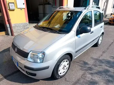 Usata Fiat Panda 69 CV (50 kW) 2012 Grigio Utilitaria