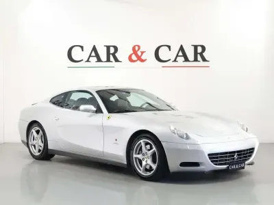 Usata Ferrari 612 540 CV (397 kW) 2004 Argento Coupé