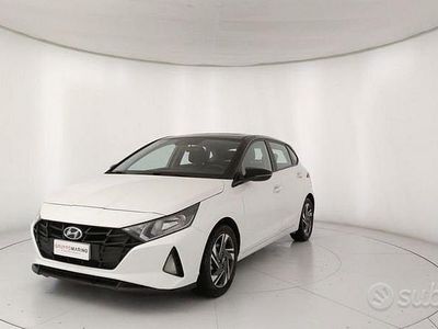 Usata Hyundai i20 84 CV (61 kW) 2023 Bianco Utilitaria