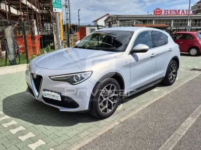 Usata Alfa Romeo Stelvio Ti 209 CV (153 kW) 2020 Grigio SUV