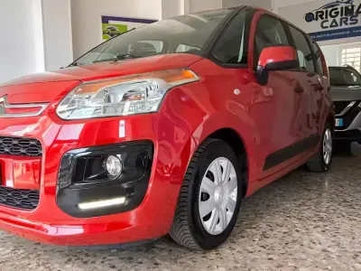 Usado Citroën C3 Picasso Seduction 95 CV (69 kW) 2013 Rojo Monovolumen