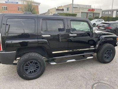 Hummer H3