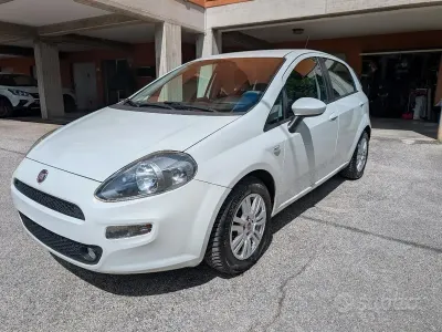 Gebraucht Fiat Punto 75 PS (55 kW) 2015 Kleinwagen