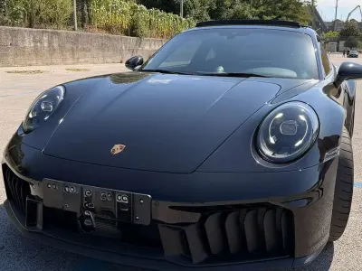Nuova Porsche 911 Carrera 4 GTS 540 CV (397 kW) 2025 Coupé