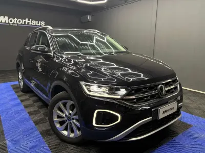 Usata VW T-Roc 110 CV (80 kW) 2023 Nero SUV