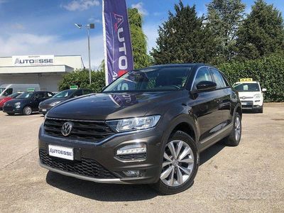 Usata VW T-Roc Business 116 CV (85 kW) 2019 Bronzo SUV