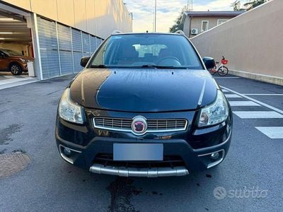 Usata Fiat Sedici Dynamic 120 CV (88 kW) 2010 Nero SUV