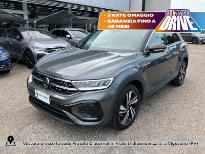 Usata VW T-Roc R-line 150 CV (110 kW) 2023 Indium grey metallizzato nero SUV