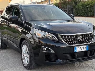 Usata Peugeot 3008 Active 119 CV (87 kW) 2017 Nero SUV