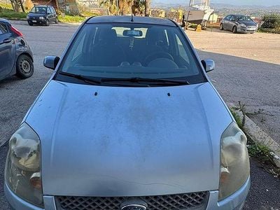 Usata Ford Fiesta 2007 Blu Utilitaria