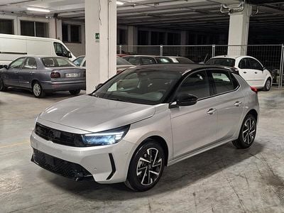 Nuova Opel Corsa 100 CV (73 kW) 2025 Argento Utilitaria