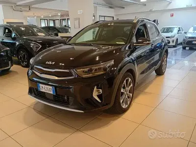 Usata Kia Stonic Style 101 CV (74 kW) 2023 Nero SUV