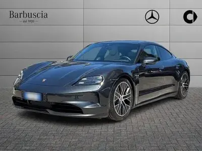 Usata Porsche Taycan Performance Package 319 kW (435 CV) 2024 Grigio Berlina