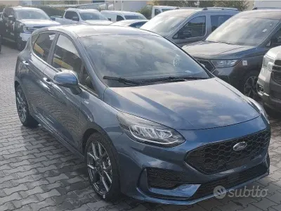 Usata Ford Fiesta Titanium 75 CV (55 kW) 2023 Blu Utilitaria