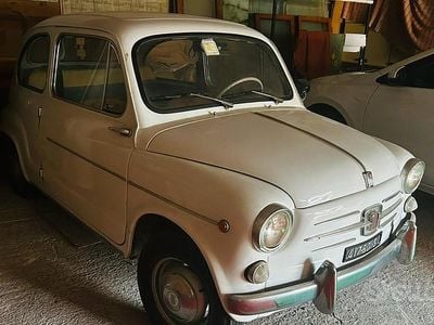 Usata Fiat 600D 1960 Bianco Utilitaria