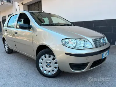 Usata Fiat Punto Classica 60 CV (44 kW) 2008 Oro Utilitaria