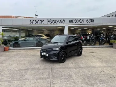 Nuova Ligier JS50 2026 Bianco Utilitaria