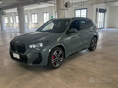 Nuova BMW X1 M Sport 190 CV (139 kW) 2026 Verde SUV
