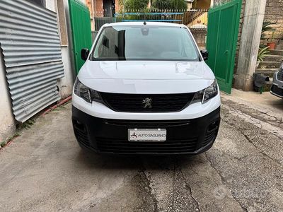 Usata Peugeot Partner S 102 CV (75 kW) 2023 Bianco Monovolume