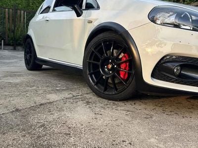 Usata Abarth Grande Punto 180 CV (132 kW) 2008 Bianco Utilitaria