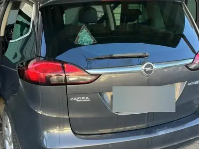 Usata Opel Zafira 150 CV (110 kW) 2014 Marrone Monovolume
