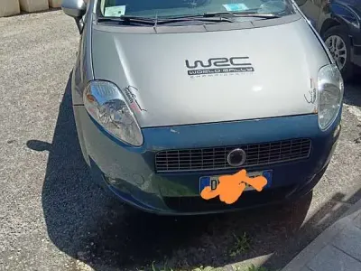 Usata Fiat Grande Punto Emotion 120 CV (88 kW) 2008 Grigio Utilitaria