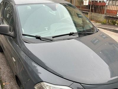 Usata Lancia Ypsilon 60 CV (44 kW) 2015 Grigio Utilitaria