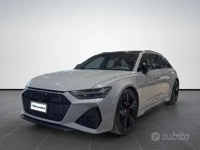Usata Audi RS6 Comfort 600 CV (441 kW) 2022 Grigio Station wagon
